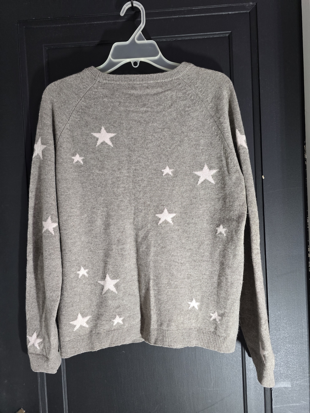 Philosophy 100% Cashmere Gray Crewneck Sweater with White Star Pattern - Picture 3 of 6